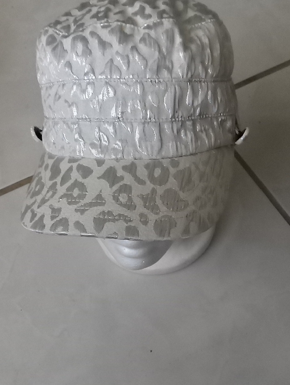 August Hats Silver Leopard-Print Women's Cap